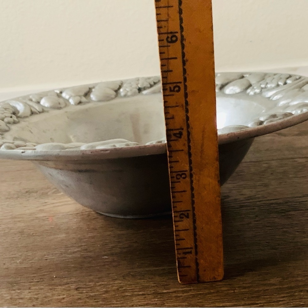 Vintage large aluminum bowl - Picture 4 of 9